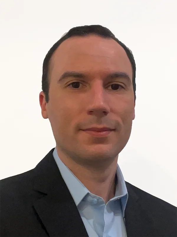 Dr. Ricardo Cartolano, Cirurgião da Mão em São Paulo, Ortopedista e especialista em Microcirurgia (USP)
